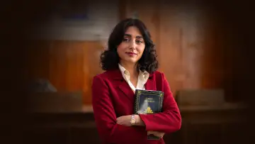 Задник к фильму "Reading Lolita in Tehran" #1785894