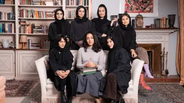 Задник к фильму "Reading Lolita in Tehran" #619195