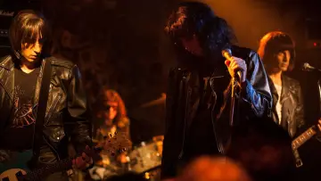Задник к фильму "Клуб «CBGB»" #404106