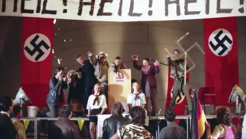 Задник к фильму "Terror 2000 - Intensivstation Deutschland" #1149920