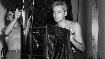 Задник к фильму "Hidden Master: The Legacy of George Platt Lynes" #1112191