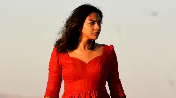 ലെവെൽ ക്രോസ് постер