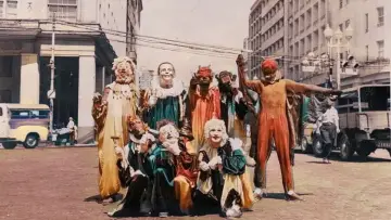 Задник к фильму "Retratos Fantasmas" #386647