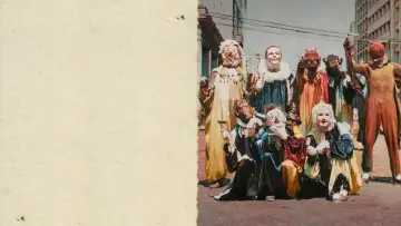 Задник к фильму "Retratos Fantasmas" #386648