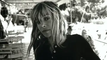 Задник к фильму "Catching Fire: The Story of Anita Pallenberg" #458298