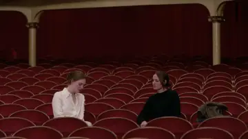 Задник к фильму "Сентиментальная ценность" #510965