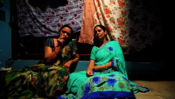 Задник к фильму "மாலை நேர மல்லிப்பூ" #878371