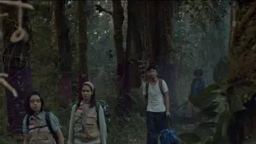 Задник к фильму "Pamali: Dusun Pocong" #1029844