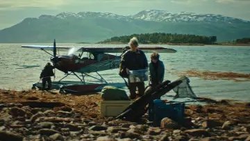 Задник к фильму "Sukkwan Island" #661176