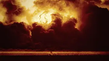 Задник к фильму "To End All War: Oppenheimer & the Atomic Bomb" #347046
