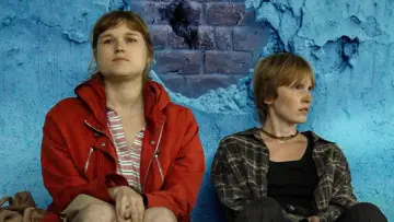 Задник к фильму "Две сестры" #884446