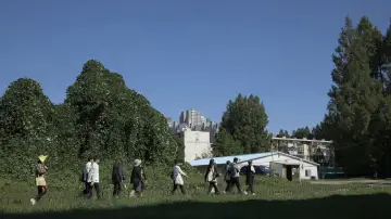 Задник к фильму "콘크리트 녹색섬" #1177163