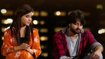 Задник к фильму "నగుమోము చాలులే" #451276