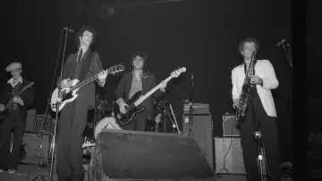 Задник к фильму "Heaven Stood Still: The Incarnations of Willy DeVille" #1122592