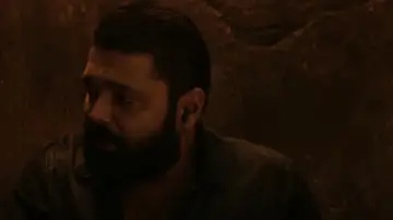 Задник к фильму "ಸಪ್ತ ಸಾಗರದಾಚೆ ಎಲ್ಲೊ - ಸೈಡ್ ಬಿ" #467997