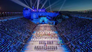 Задник к фильму "The Royal Edinburgh Military Tattoo: Stories" #1158018
