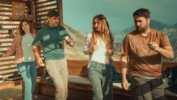 Задник к фильму "Piatră Foarfecă Hârtie" #1746861
