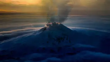 Задник к фильму "Explorer: Lake of Fire" #1691640