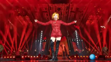 Задник к фильму "Mylène Farmer : Nevermore - Le film" #1781946