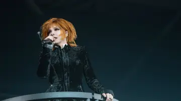 Задник к фильму "Mylène Farmer : Nevermore - Le film" #1781948