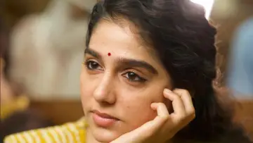 Задник к фильму "എബ്രഹാം ഓസ്ലർ" #792980