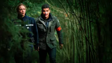 Задник к фильму "Les Bois assassins" #1016253