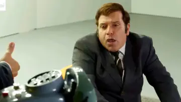 Задник к фильму "Com’è umano lui!" #484737