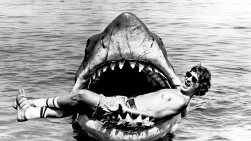 Задник к фильму "Steven Spielberg, l