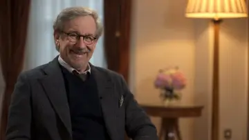 Задник к фильму "Steven Spielberg, l