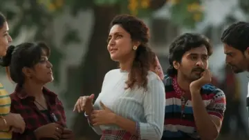 Задник к фильму "ലിറ്റില്‍ ഹാര്‍ട്‍സ്" #1114095