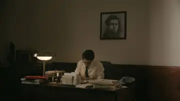 Задник к фильму "Berlinguer: La grande ambizione" #645709