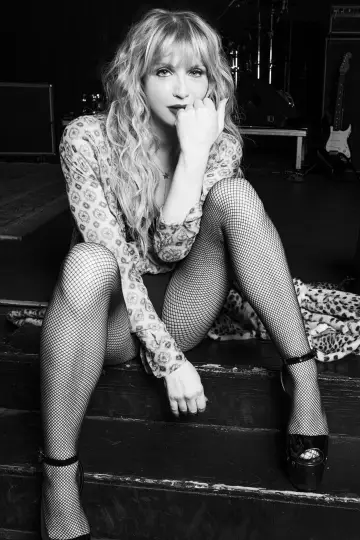 Постер к фильму "Julie Johnson" #1135461