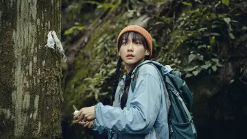Задник к фильму "山忌 黃衣小飛俠" #636417