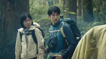Задник к фильму "山忌 黃衣小飛俠" #636420