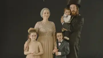Задник к фильму "פינק ליידי" #982718