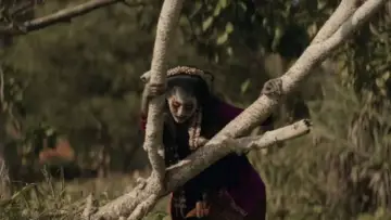 Задник к фильму "Perempuan Pembawa Sial" #962312