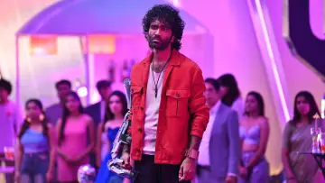 Задник к фильму "லவ் இன்சூரன்ஸ் கம்பெனி" #829243