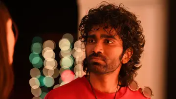 Задник к фильму "லவ் இன்சூரன்ஸ் கம்பெனி" #829250