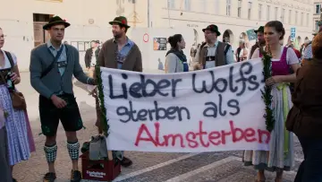 Задник к фильму "Im Land der Wölfe" #449063