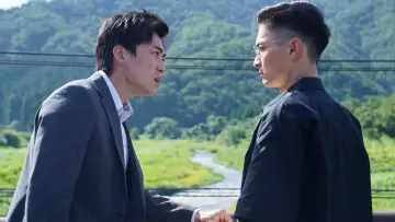 Задник к фильму "罪と悪" #758789