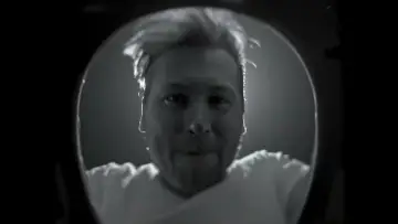 Задник к фильму "Look at Me" #984252