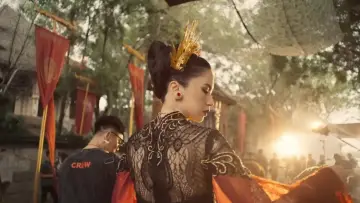 Задник к фильму "Отель разбитых сердце" #799967