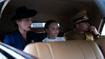 Задник к фильму "Фюрер и растлитель" #594831