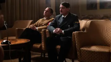 Задник к фильму "Фюрер и растлитель" #594840