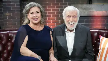 Задник к фильму "Dick Van Dyke: 98 Years of Magic" #1574284