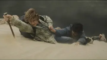 Задник к фильму "A Hero