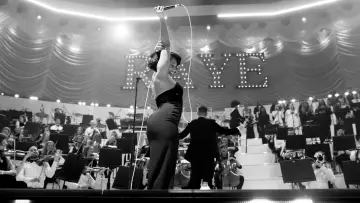 Задник к фильму "RAYE at the Royal Albert Hall" #793142