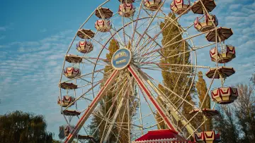 Задник к фильму "Spuk unterm Riesenrad" #757997