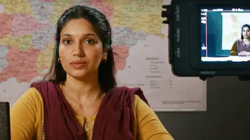 Задник к фильму "भक्षक" #191474