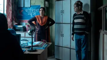 Задник к фильму "भक्षक" #324580